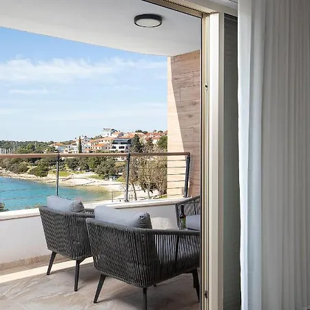 Apartment Damjan Pjescana Uvala