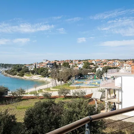 Apartment Damjan Pjescana Uvala