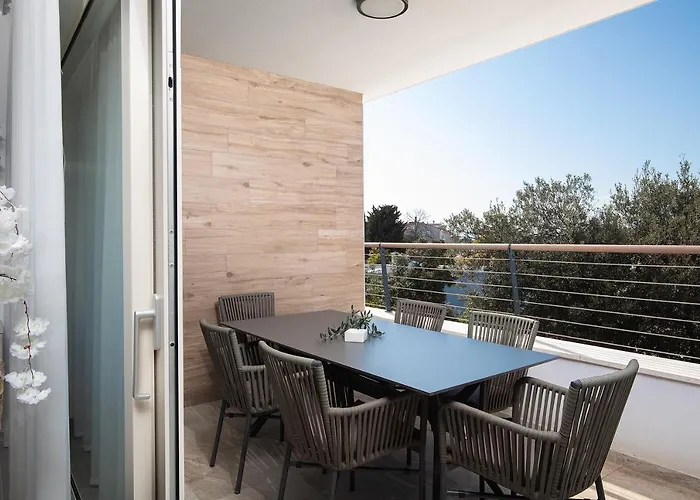 Damjan 프예스차나 우발라